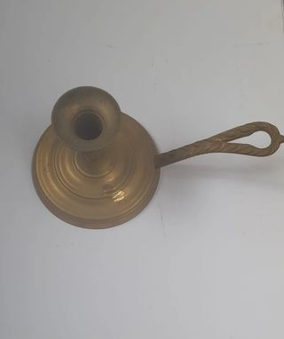 Palmatoria de latón con asa