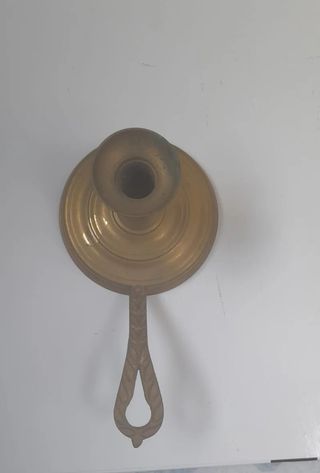 Palmatoria de latón con asa