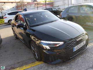 AUDI A3 Sedán 35 TFSI Black line S tronic 150Cv