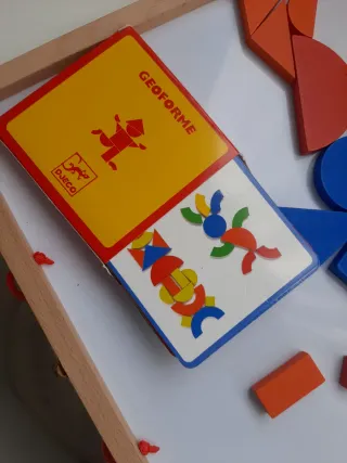 Tangram de madera con imán