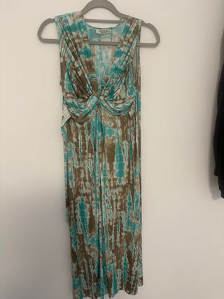 Vestido negro con cadenas talla M