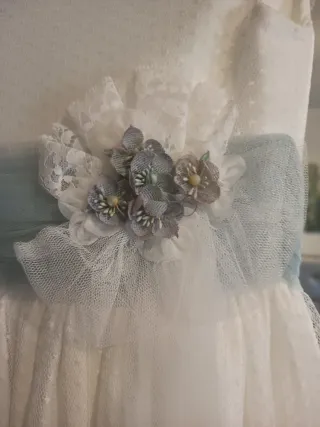 Vestido de Comunión 2025 Blanco y Celeste.10 años