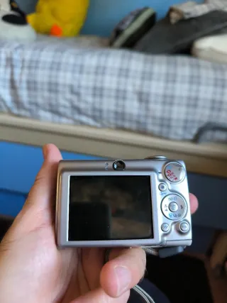 Cámara Canon IXUS 750 Cámara Digital Plata