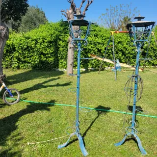 2 Farolas de Hierro Azules,en los palacios