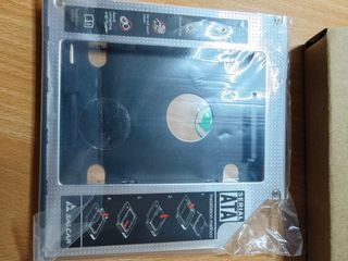 Adaptador Caddy 9.5mm SATA a SATA SSD/HDD 2.5