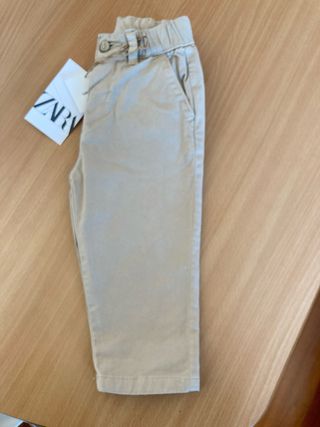 Pantalón Zara 18m (68cm)