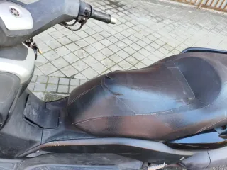 Yamaha X-MAX 250cc Scooter Negro