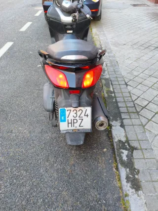 Yamaha X-MAX 250cc Scooter Negro