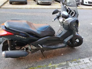 Yamaha X-MAX 250cc Scooter Negro