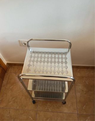 Estantería metálica 3 baldas con ruedas