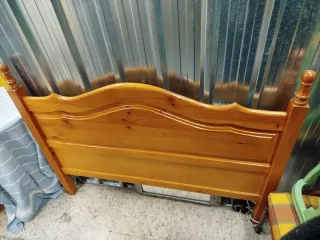 Cabecero de madera