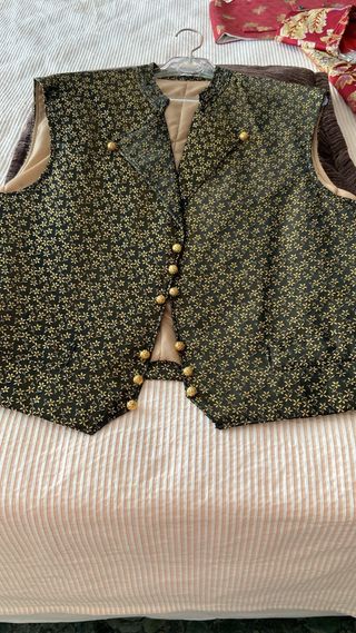 Chaleco fallero hombre negro y dorado tall 42