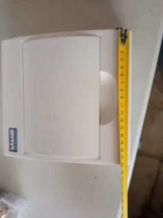 Caja de magnetotermicos 8 módulos