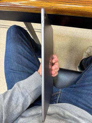 iPad Pro 10.5 256GB Space Gray sin cargador