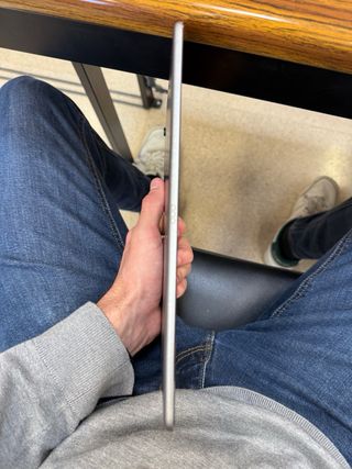 iPad Pro 10.5 256GB Space Gray sin cargador