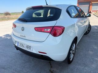 Alfa Romeo Giulietta 2013