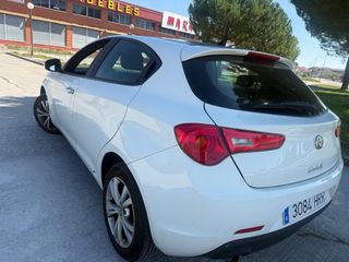 Alfa Romeo Giulietta 2013