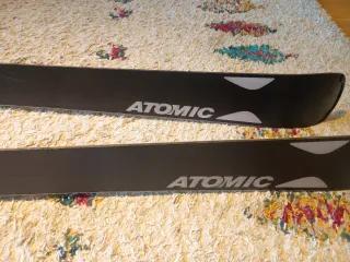 Atomic NOMAD 164cm Esquís