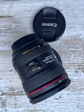 Objetivo Canon EF 24-70mm f/4L IS USM macro