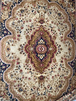 Alfombra salón diseño clásico