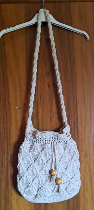 Borsetta secchiello uncinetto beige