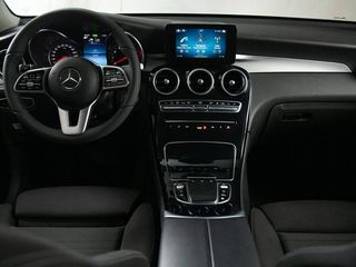 Mercedes Clase GLC 2.0 GLC 300 E 4MATIC AUTO 5P