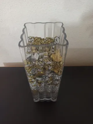 Jarrón cristal cuadrado.