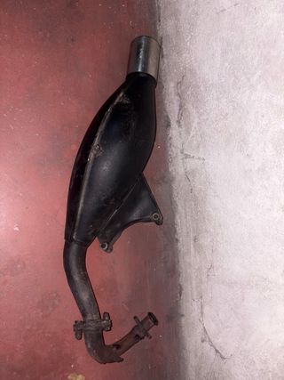 Escape Piaggio Zip Agua Negro