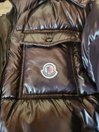 Chaqueta Moncler Montbeliard Nylon Lacado Negra