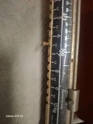 Bilancia vintage in metallo, portata 10 kg