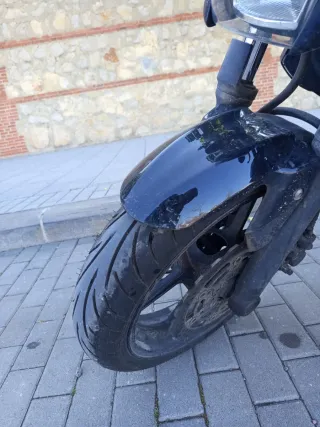 Kawasaki ER6n 2010 Negra (Averiada)