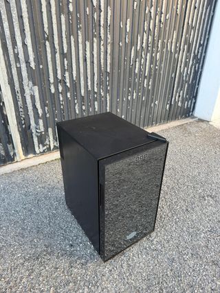 Vinoteca/Nevera Minibar Compacta Negra