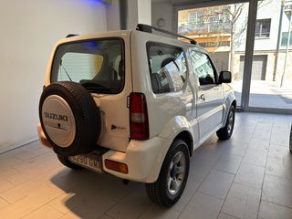 Suzuki Jimny 2009