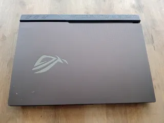Portátil Gaming Asus ROG Strix G513IH