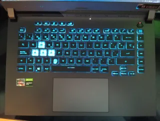 Portátil Gaming Asus ROG Strix G513IH