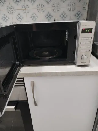 Microondas Cecotec ProClean 5110 Inox