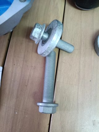 Kit Distribución SKF VKMC con Bomba Agua