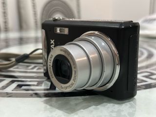 Cámara Pentax 8.0 Megapíxeles Zoom Óptico 5x