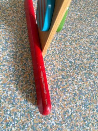 Gimnasio de madera para bebés