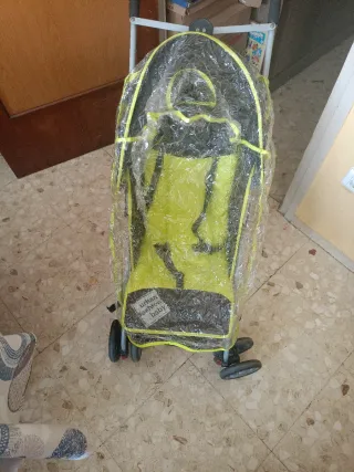 Cochecito Petitplay Negro y Amarillo