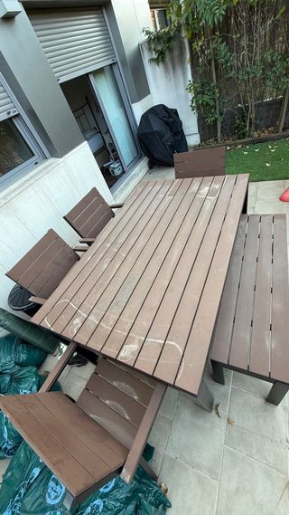 URGE VENDER Mesa jardín + banco + 4 sillas