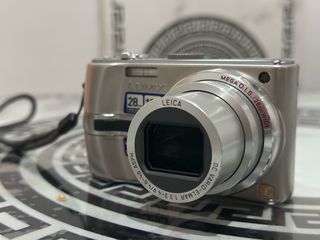 Panasonic Lumix Cámara Digital Plata 28mm