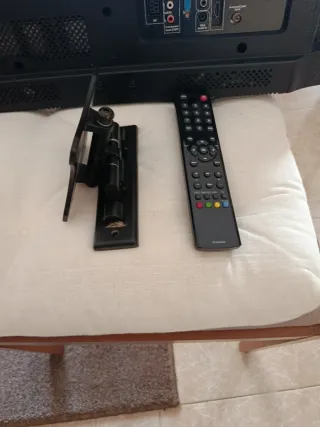 Televisor Thomson 28 Negro