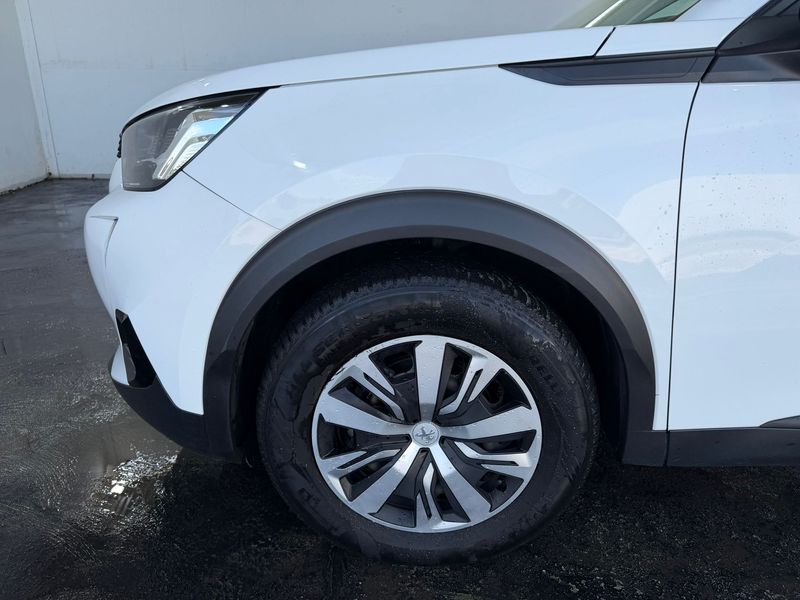 Peugeot 2008 2022, foto 5
