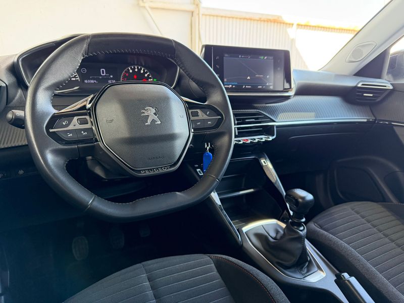 Peugeot 2008 2022, foto 12
