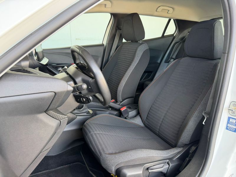 Peugeot 2008 2022, foto 13