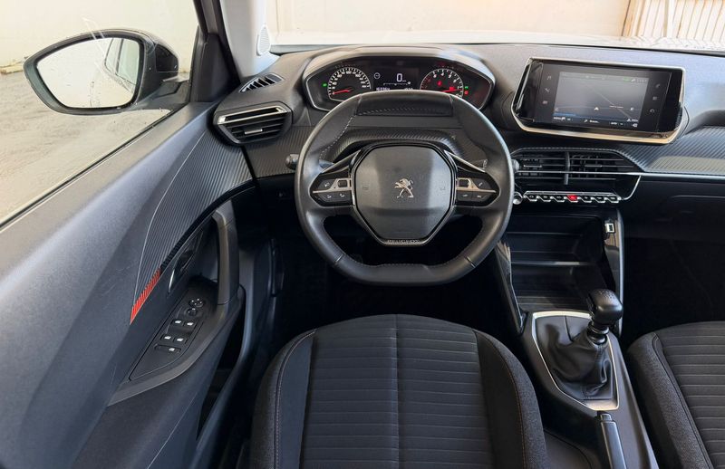 Peugeot 2008 2022, foto 29