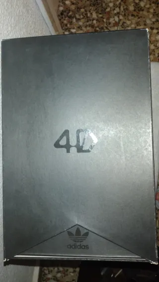 Zapatillas Adidas Negras y Verdes