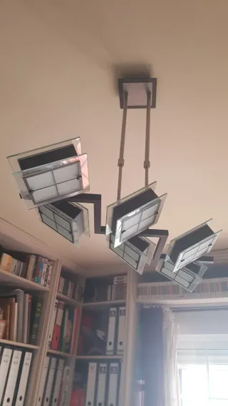 LÁMPARA DE TECHO ORIENTABLE MODERNA