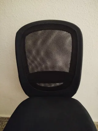 Silla de escritorio ergonómica negra